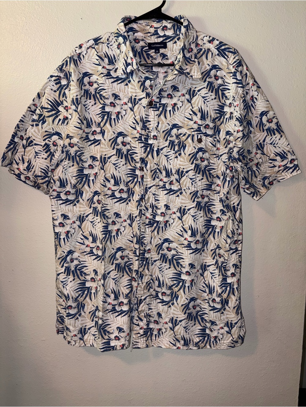 croft & barrow White Short-Sleeve Tropical Leaf Print Shirt with Navy Accents